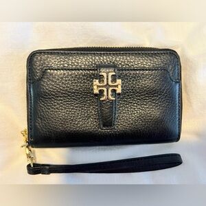 Tory Burch Black Leather Wristlet Wallet